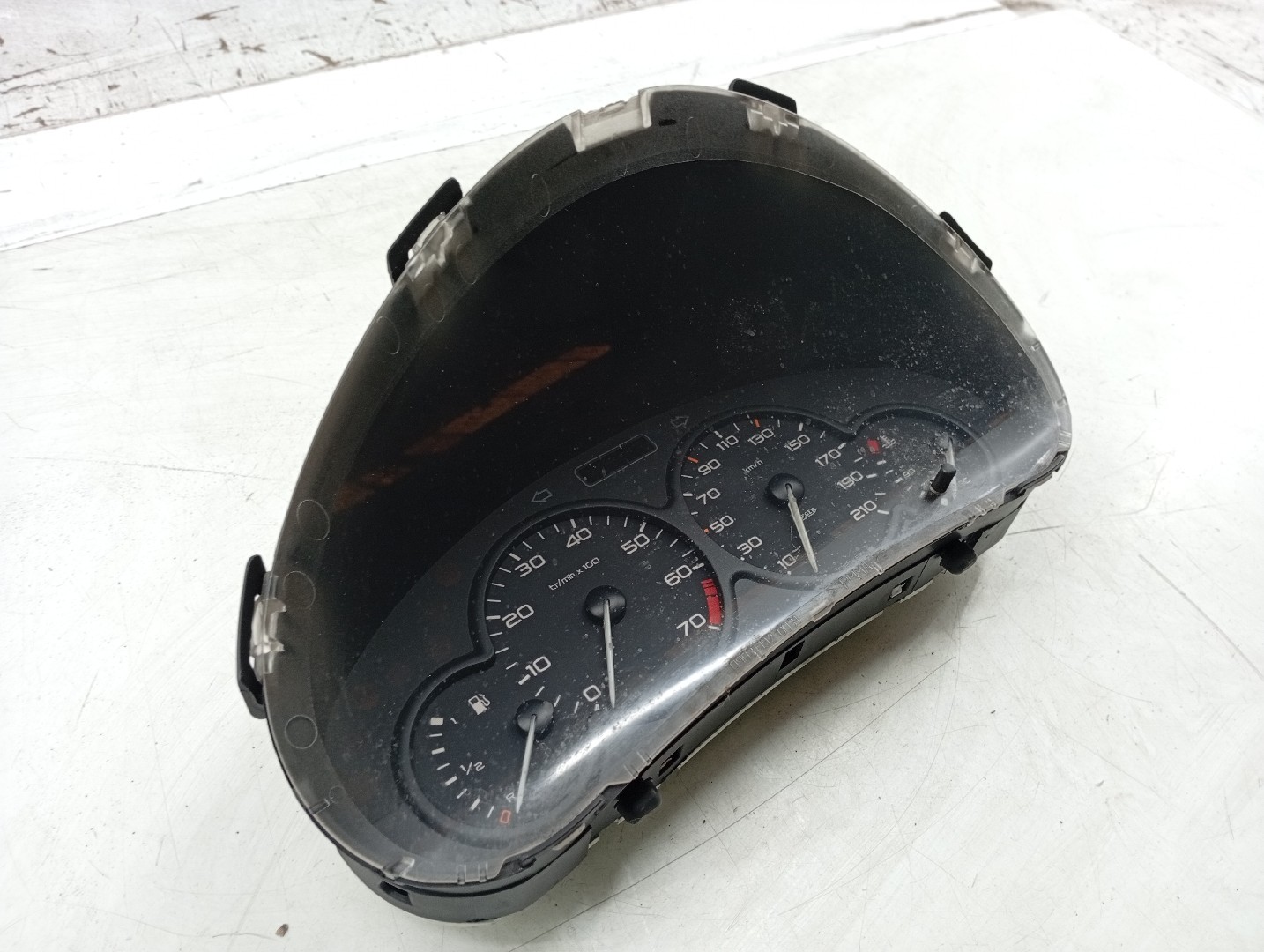 Quadrante PEUGEOT 206 Hatchback (2A/C) | 98 - 12 Imagem-1