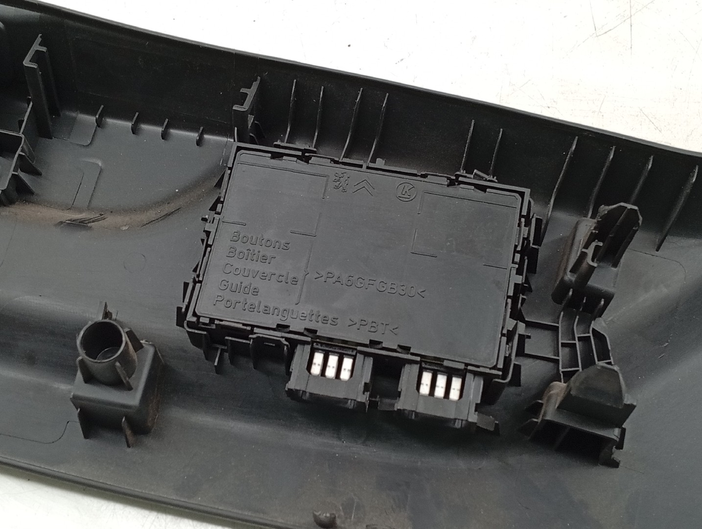 Interruptor Banco Direito CITROEN DS5 | 11 - 15 Imagem-3