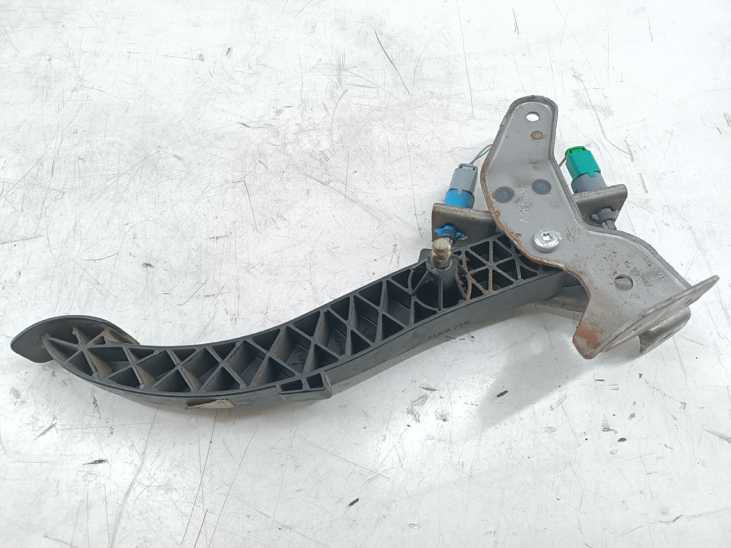Pedal de embraiagem RENAULT MEGANE II (BM0/1_, CM0/1_) | 01 - 12