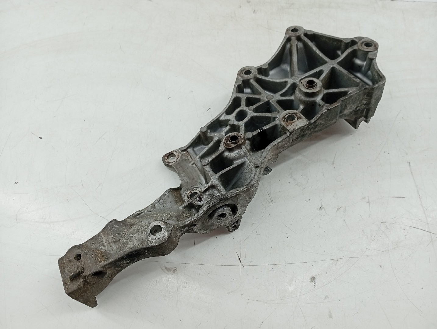 Suporte De Alternador CITROEN DS5 | 11 - 15 Imagem-2