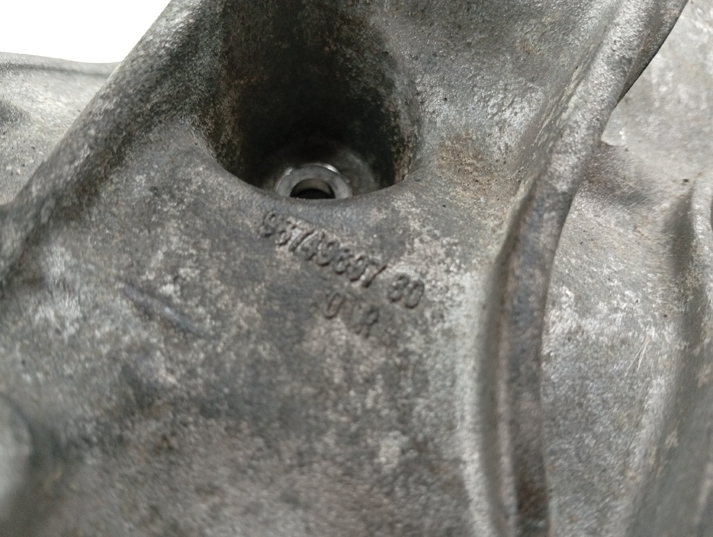 Suporte De Alternador CITROEN DS5 | 11 - 15 Imagem-1