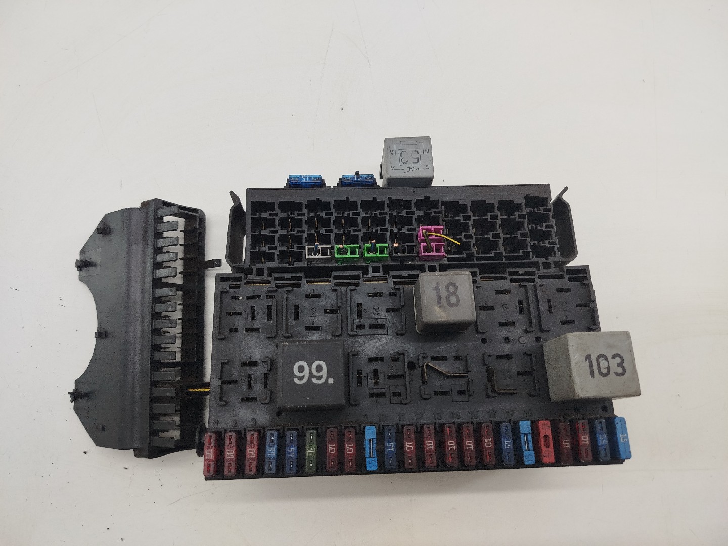 Caixa de fusíveis e relés VOLKSWAGEN TRANSPORTER T4 Camião de plataforma/chassis (70E, 70L, 70M, 7DE, 7DL, 7D, | 90 - 03 Imagem-3