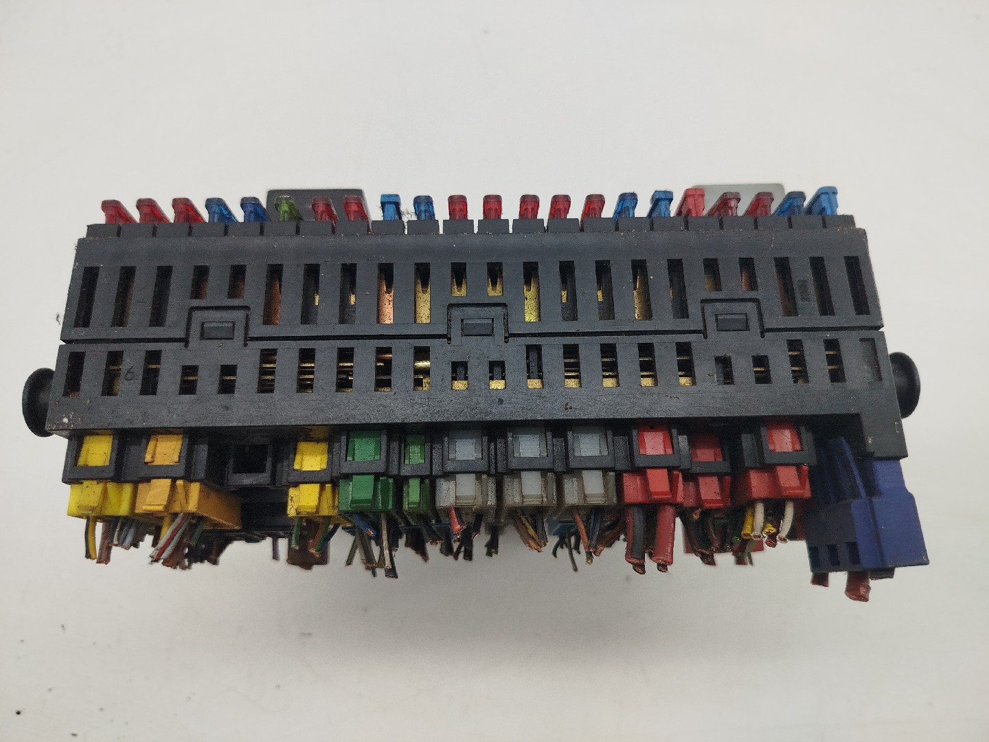 Caixa de fusíveis e relés VOLKSWAGEN TRANSPORTER T4 Camião de plataforma/chassis (70E, 70L, 70M, 7DE, 7DL, 7D, | 90 - 03 Imagem-4