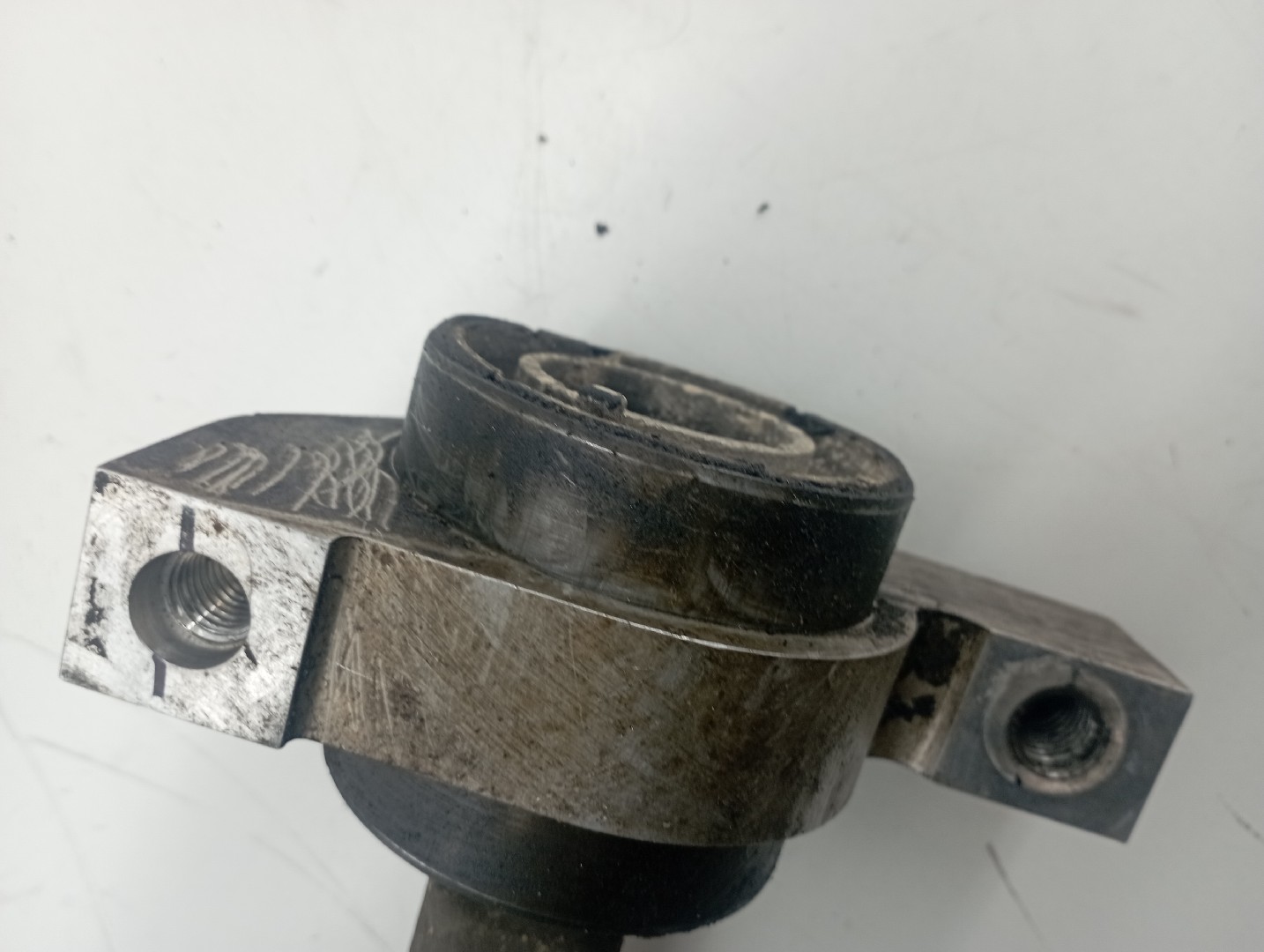 Braço de suspensão frente esquerdo PEUGEOT 508 SW I (8E_) | 10 - 18 Imagem-3