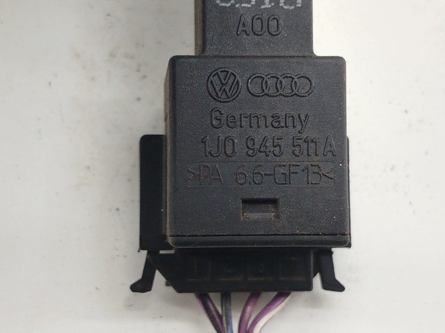 Botão de luz de travão VOLKSWAGEN TRANSPORTER T4 Camião de plataforma/chassis (70E, 70L, 70M, 7DE, 7DL, 7D, | 90 - 03 Imagem-2