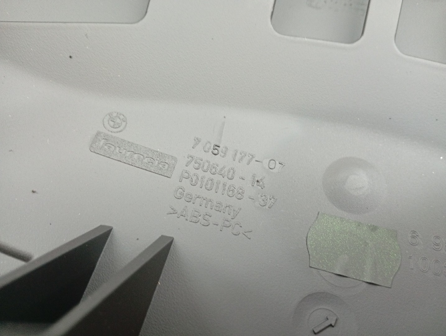 Aro de quadrante BMW 1 (E87) | 03 - 13 Imagem-1