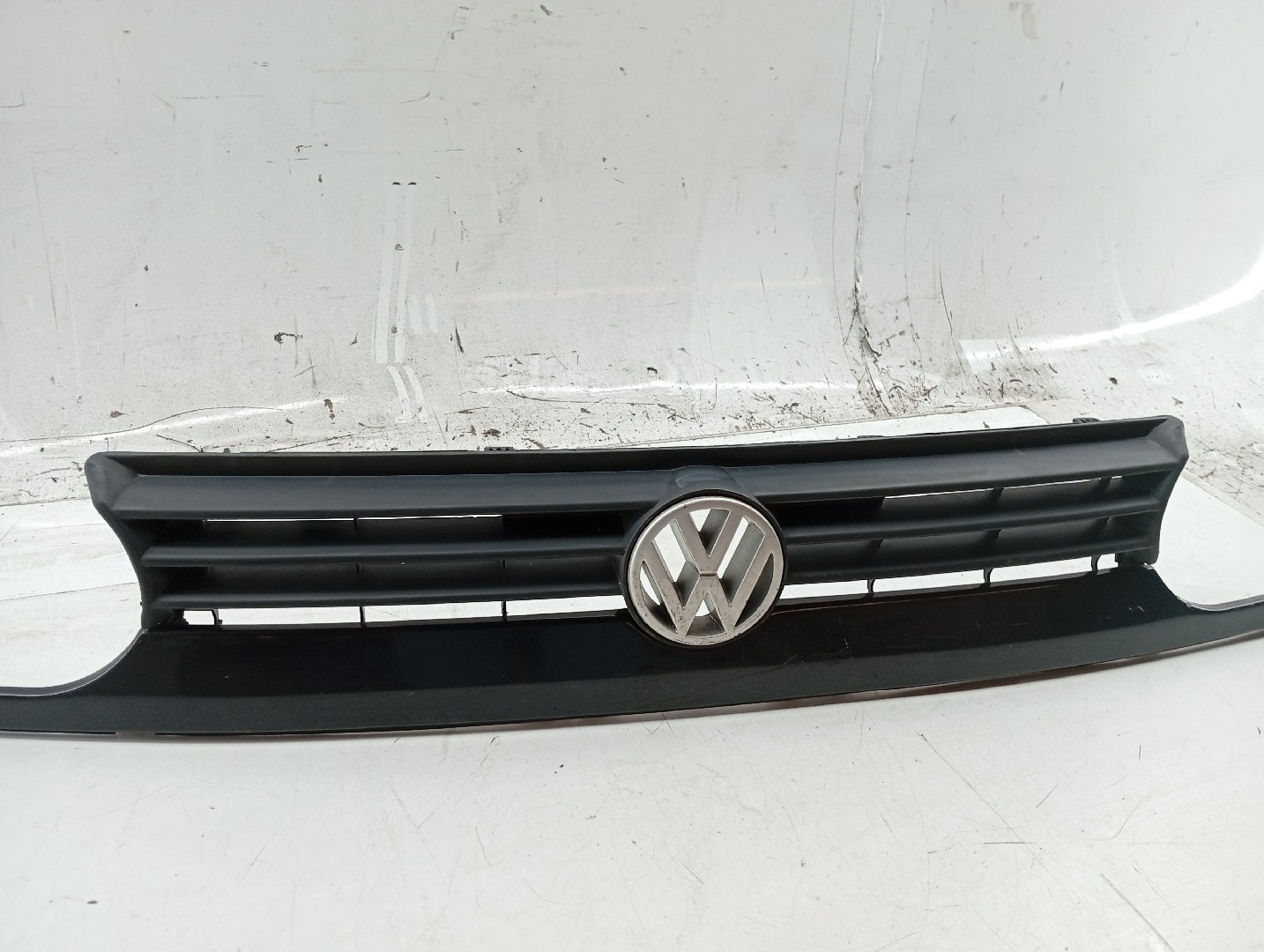 Grelha da Frente VOLKSWAGEN GOLF III (1H1) | 91 - 98 Imagem-1