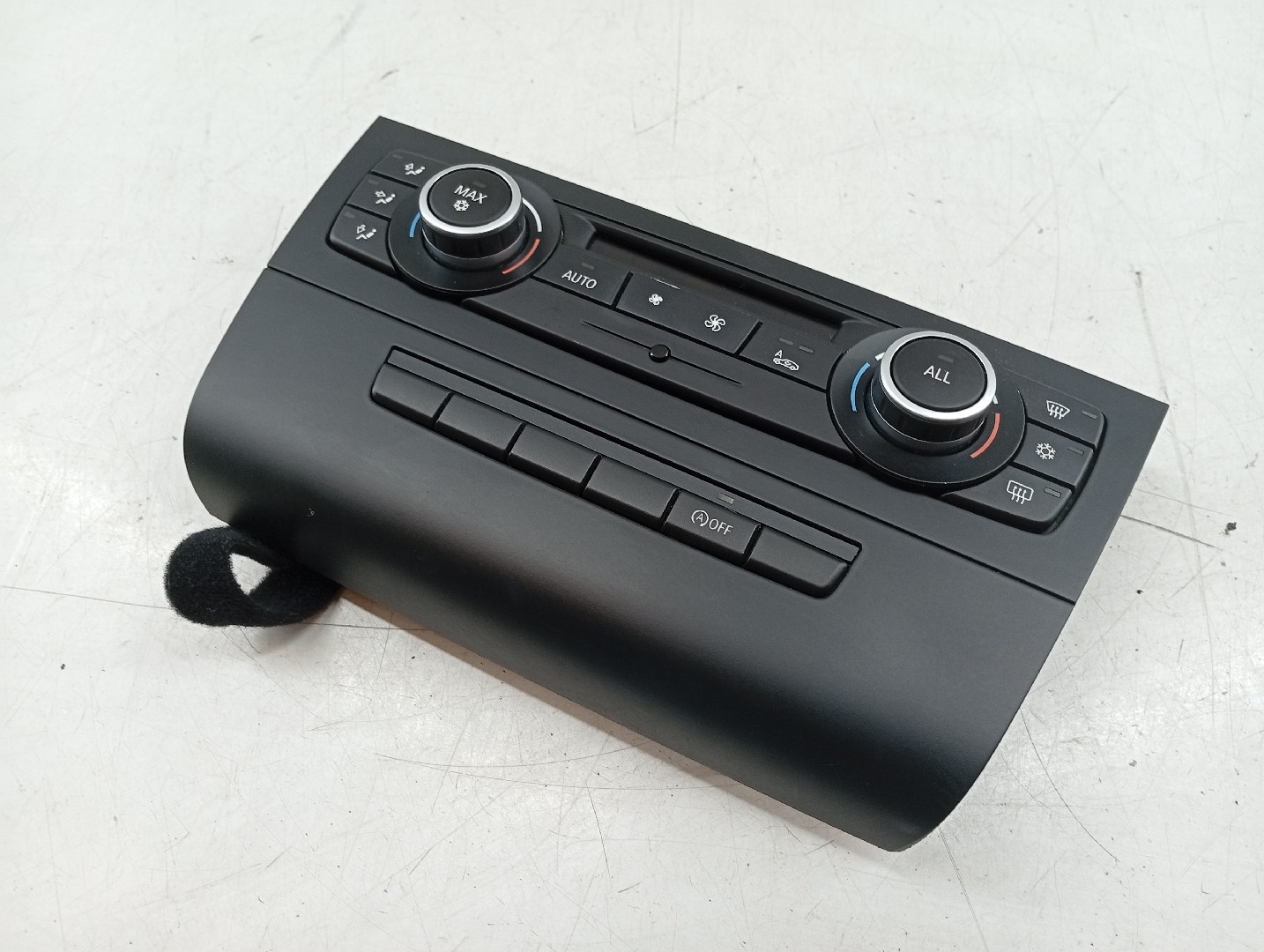 Comando da Sofagem BMW 1 (E87) | 03 - 13 Imagem-1