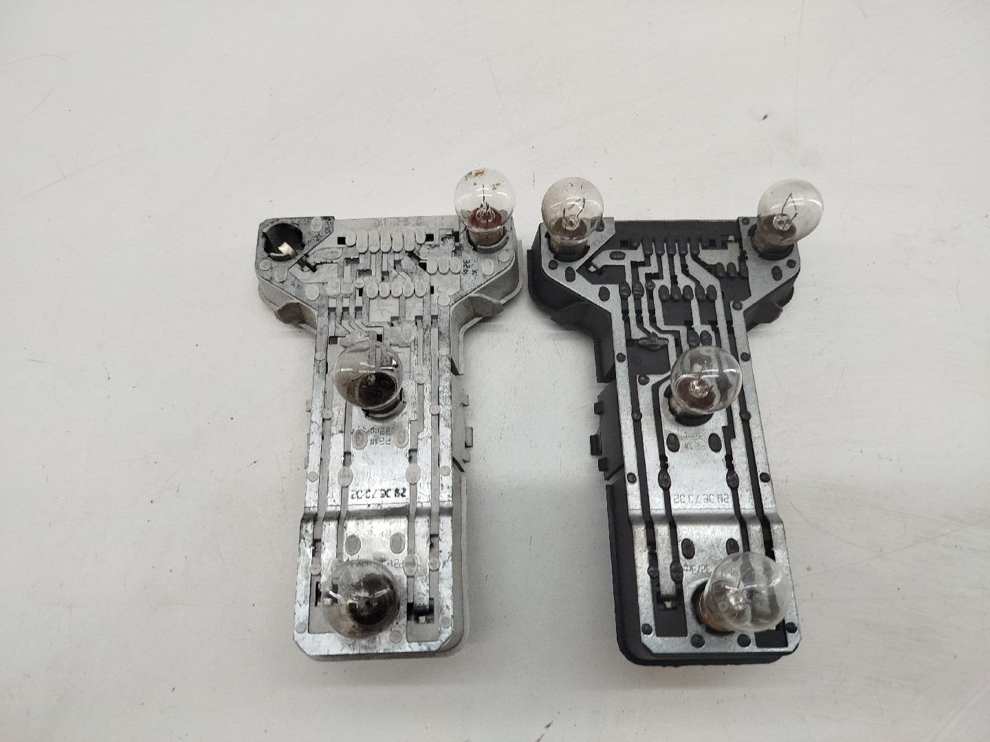 Suporte de Lampadas VOLKSWAGEN PASSAT (3B2) | 96 - 01 Imagem-8