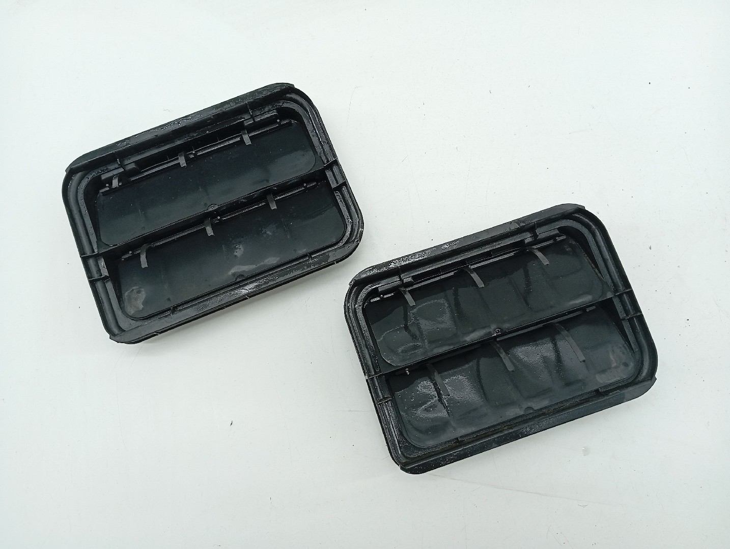 Painel de Ventilação da Carroceria RENAULT MEGANE II três volumes (LM0/1_) | 03 - 