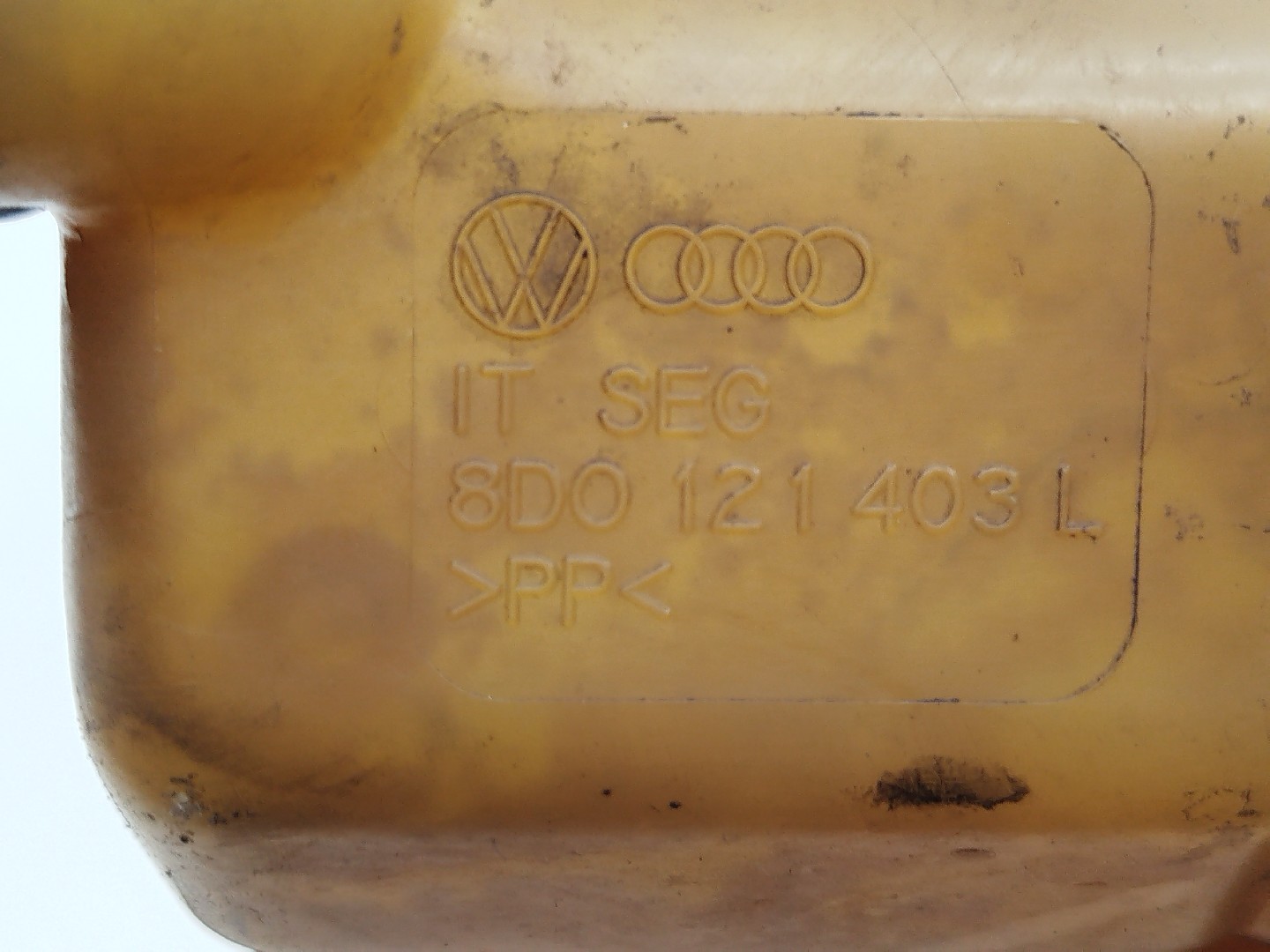 Reservatório de agua do Radiador VOLKSWAGEN PASSAT (3B2) | 96 - 01 Imagem-5