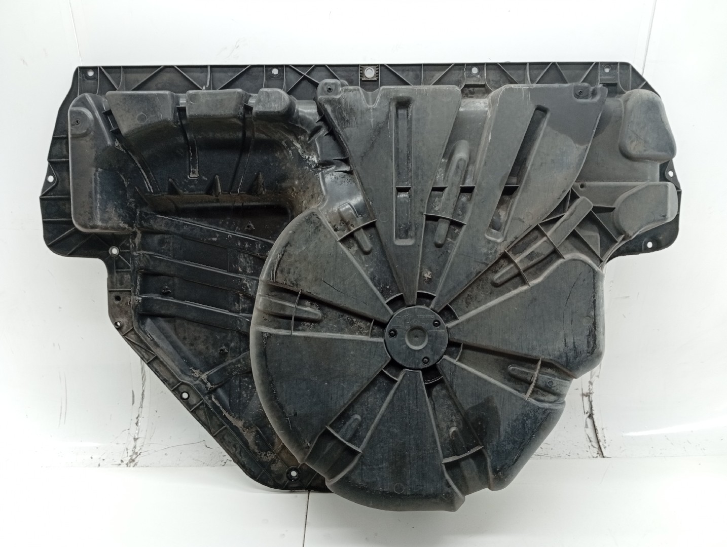 Suporte de pneu suplente RENAULT MEGANE II três volumes (LM0/1_) | 03 - 