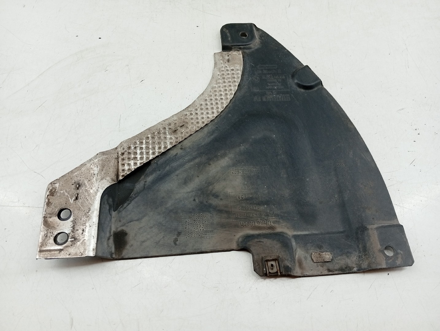 Proteção inferior de carroçaria BMW 1 (E87) | 03 - 13 Imagem-1