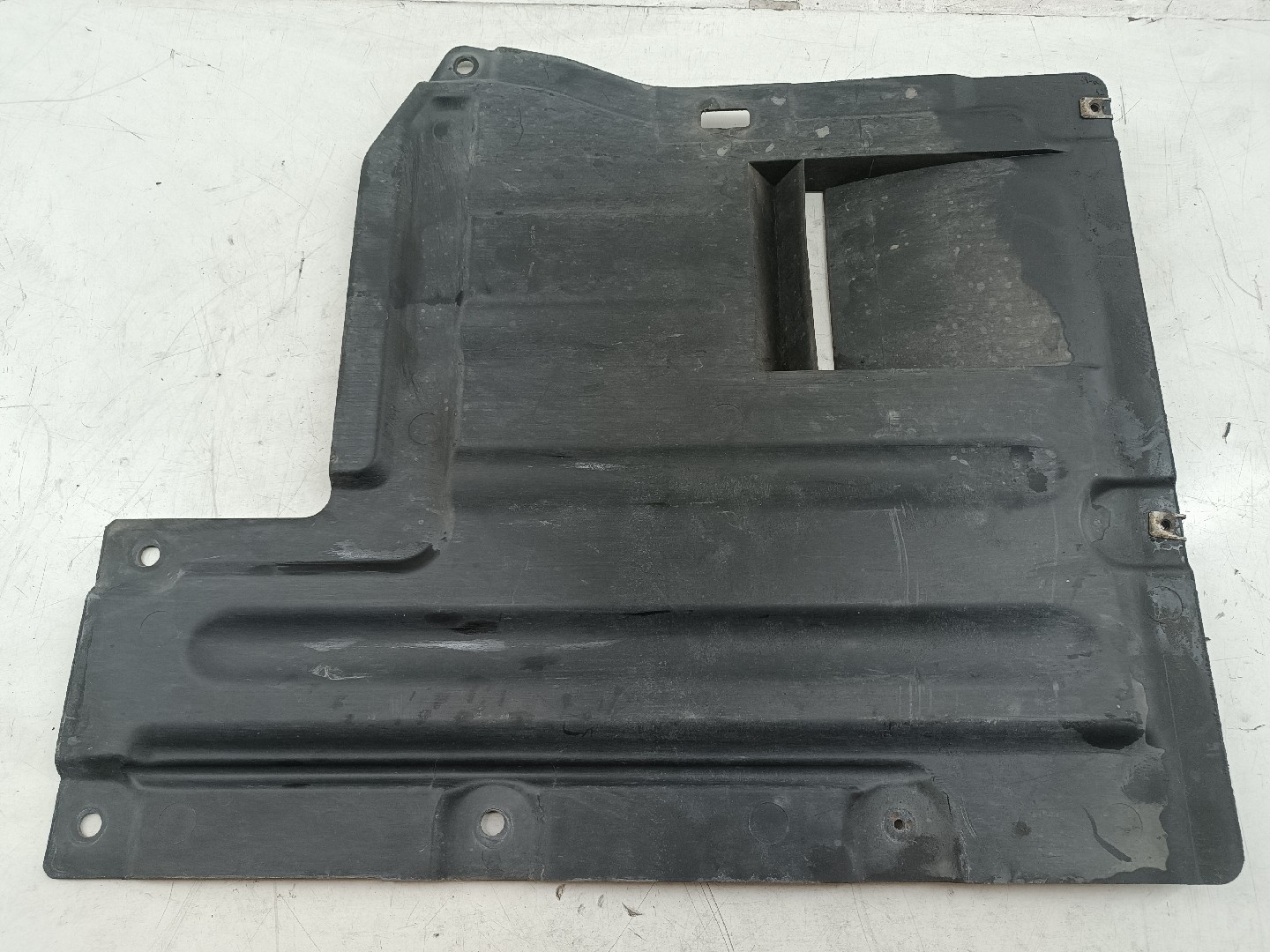 Proteção inferior de carroçaria BMW 1 (E87) | 03 - 13 Imagem-4