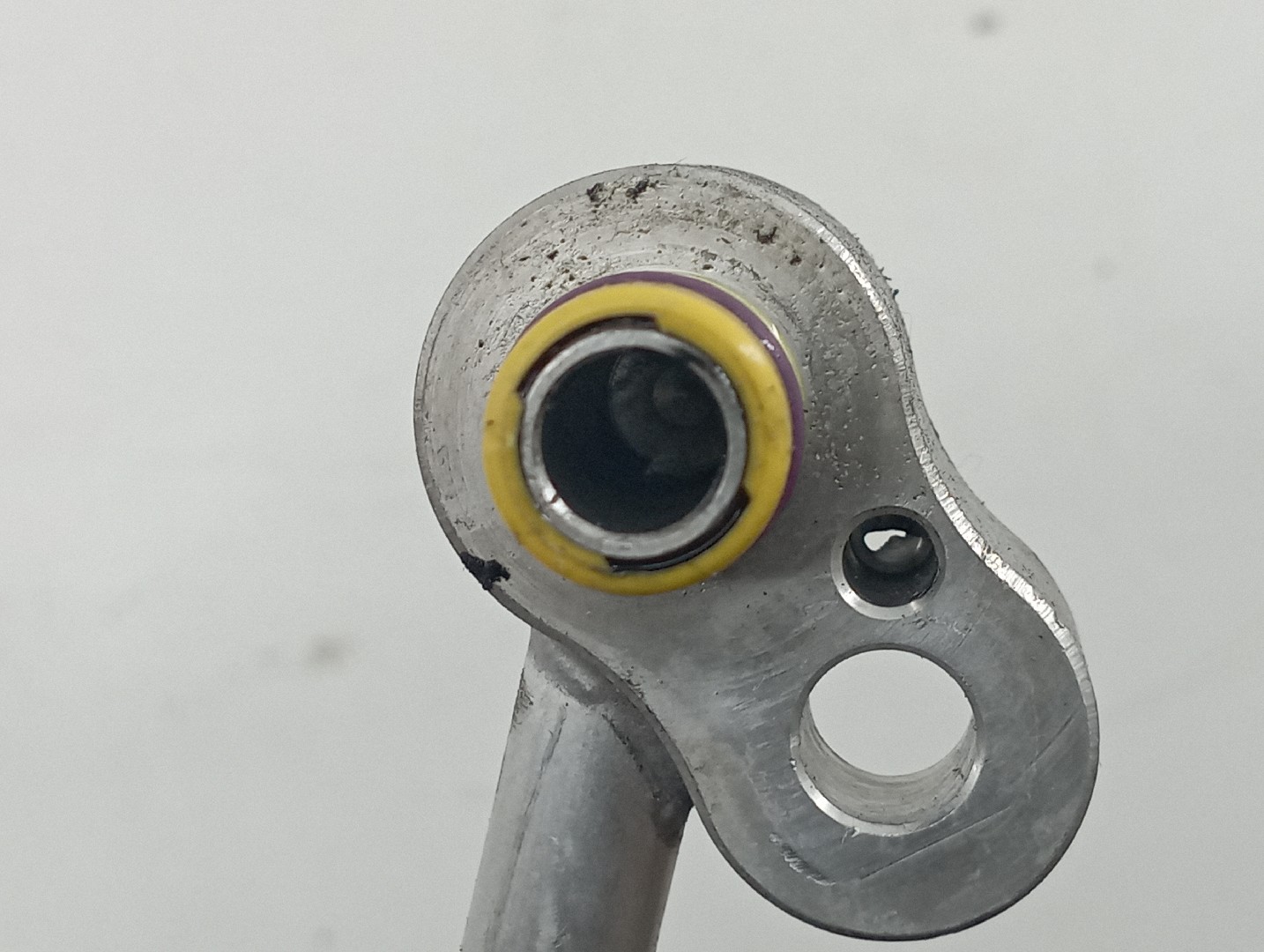 Tubo de Ar condicionado BMW 1 (E87) | 03 - 13 Imagem-2