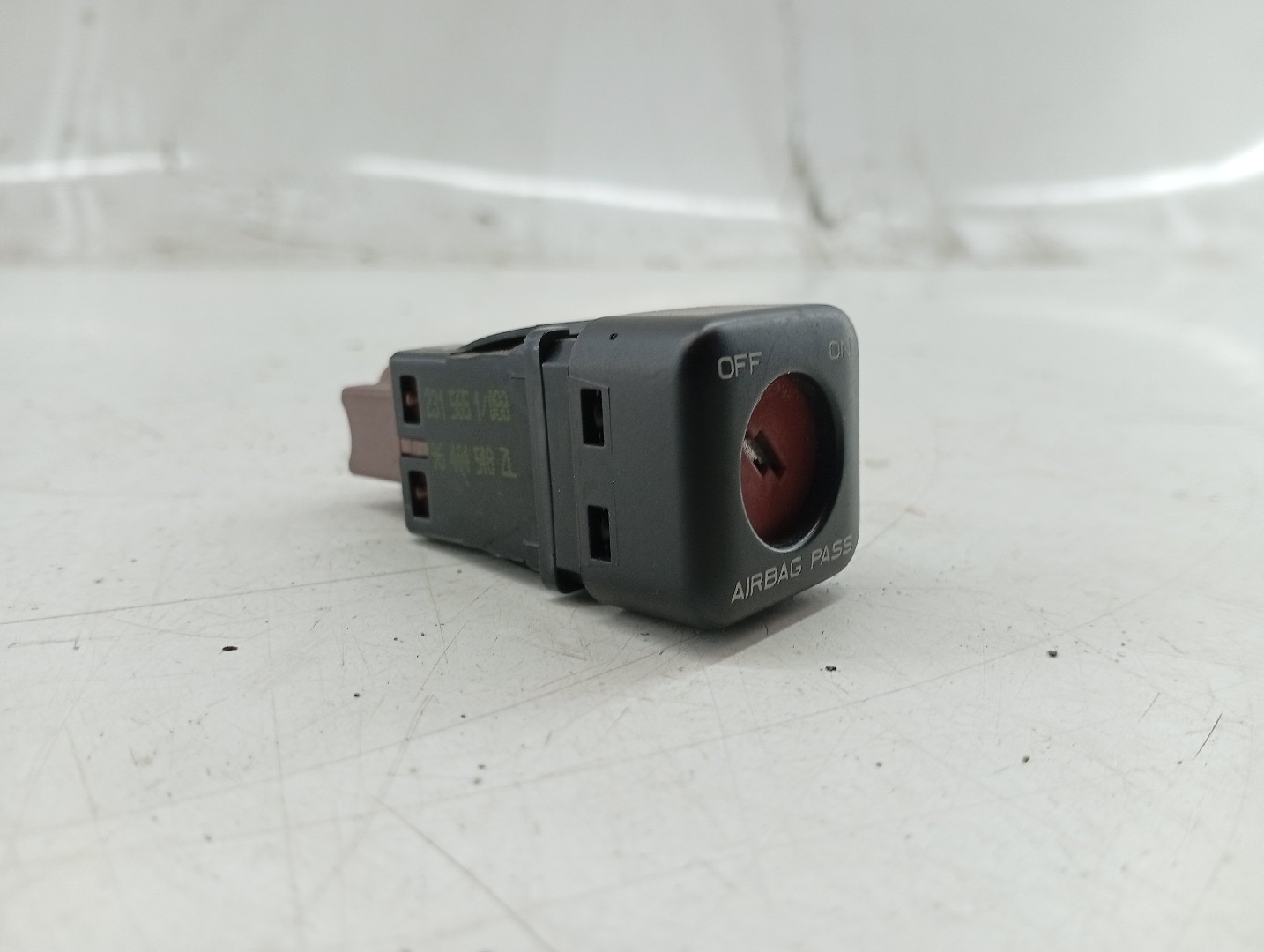 Botão de airbag de passageiro PEUGEOT 206 CC (2D) | 00 - 08 Imagem-1