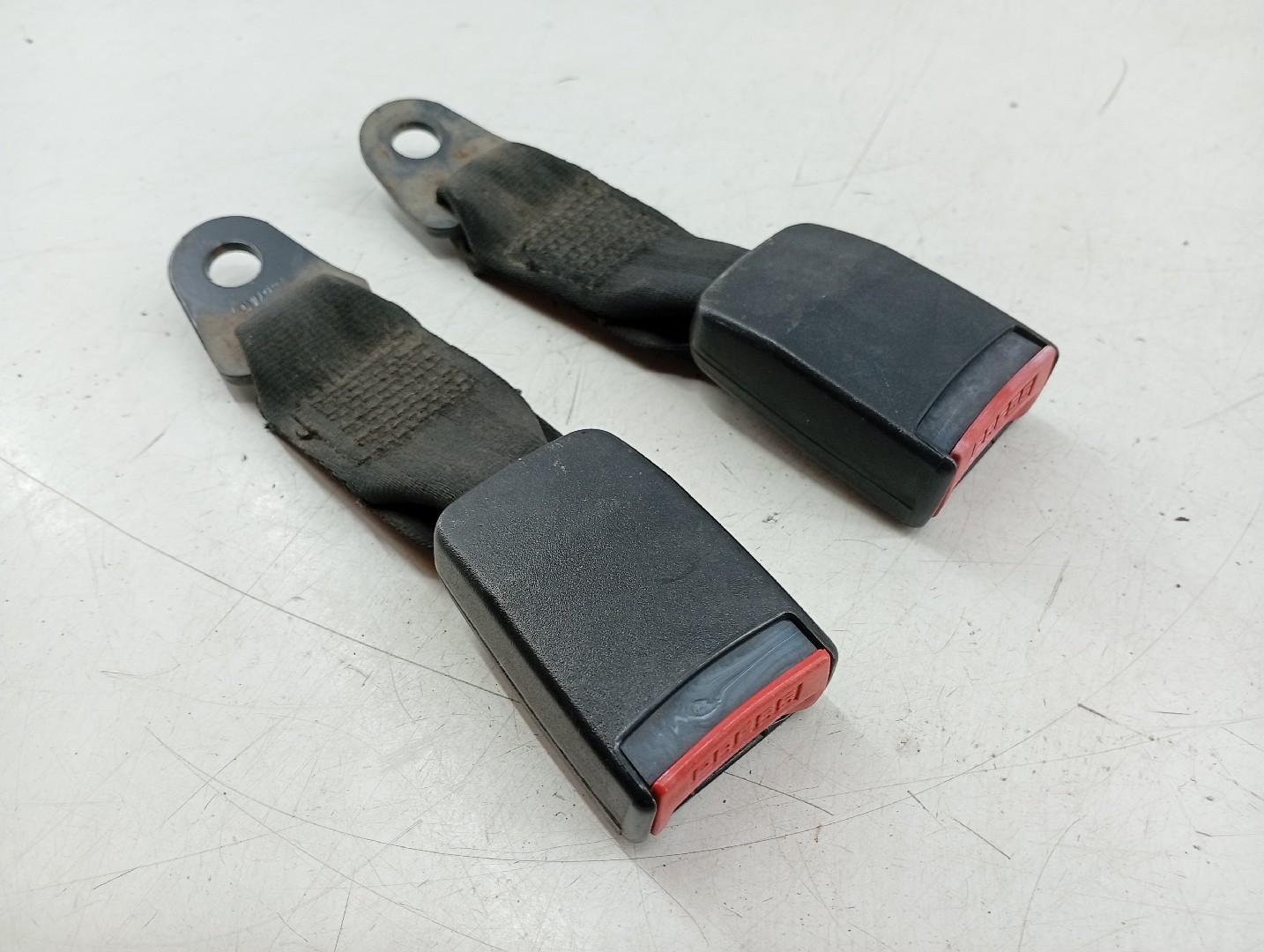Encaixe cinto traseiro PEUGEOT 206 CC (2D) | 00 - 08 Imagem-3