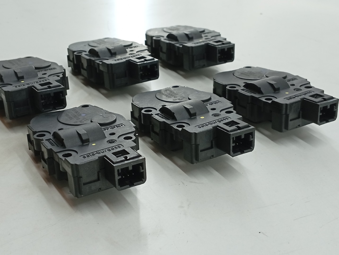 Atuador da Climatizaçao / Sofagem  BMW 1 (E87) | 03 - 13 Imagem-3