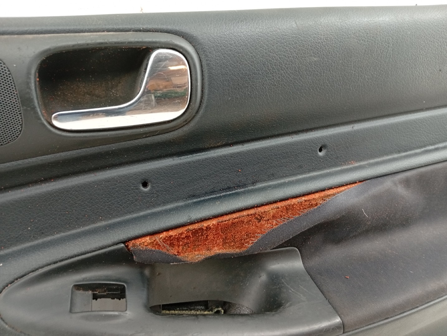 Quartela de porta frente direita AUDI A4 Avant (8D5, B5) | 94 - 02 Imagem-4