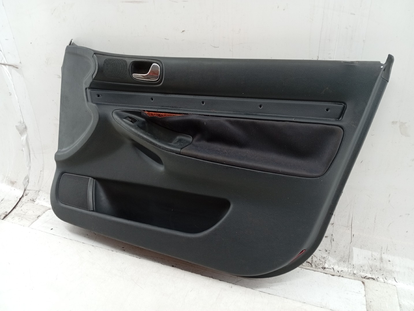 Quartela de porta frente direita AUDI A4 Avant (8D5, B5) | 94 - 02 Imagem-6