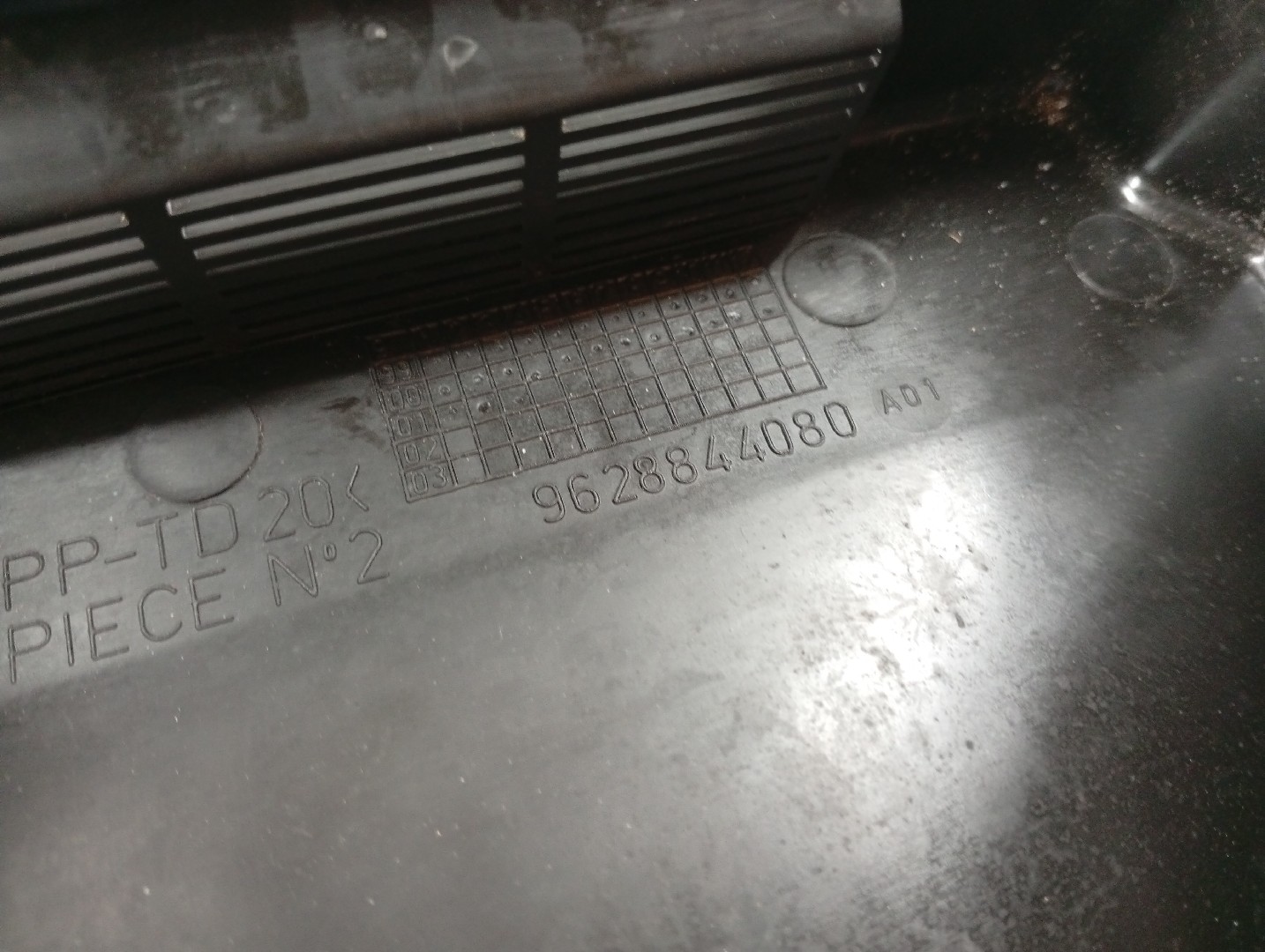 Tampa de caixa de fusiveis PEUGEOT 206 CC (2D) | 00 - 08