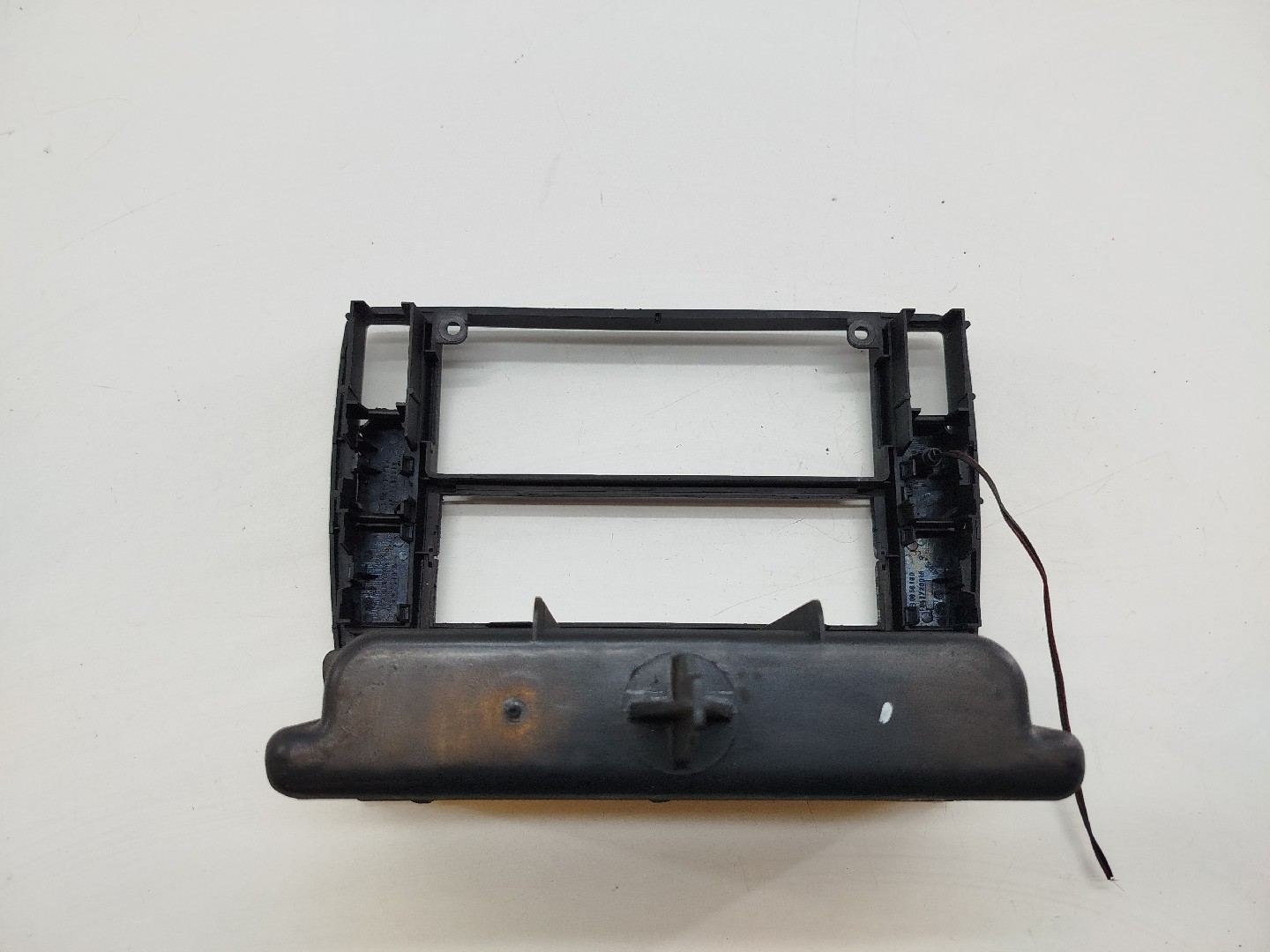 Moldura de consola central VOLKSWAGEN PASSAT (3B2) | 96 - 01 Imagem-1