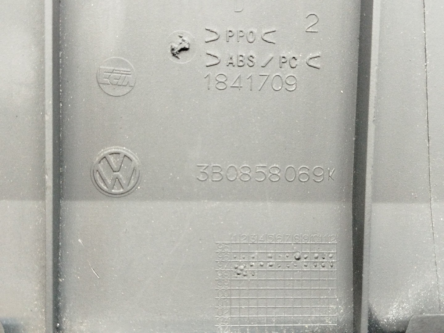 Moldura de consola central VOLKSWAGEN PASSAT (3B2) | 96 - 01 Imagem-4
