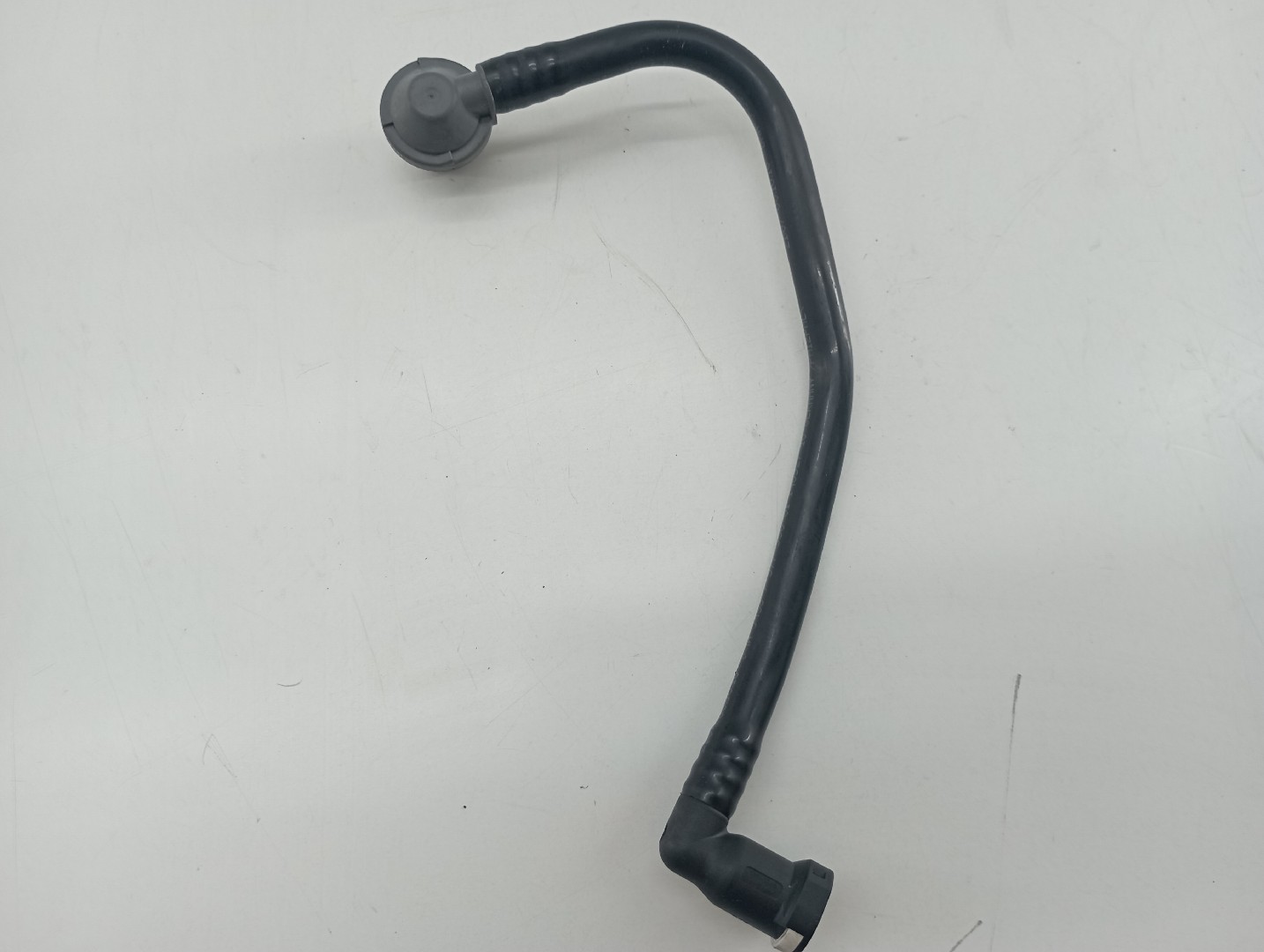 Tubo flexível de respiro BMW 1 (E87) | 03 - 13 Imagem-1