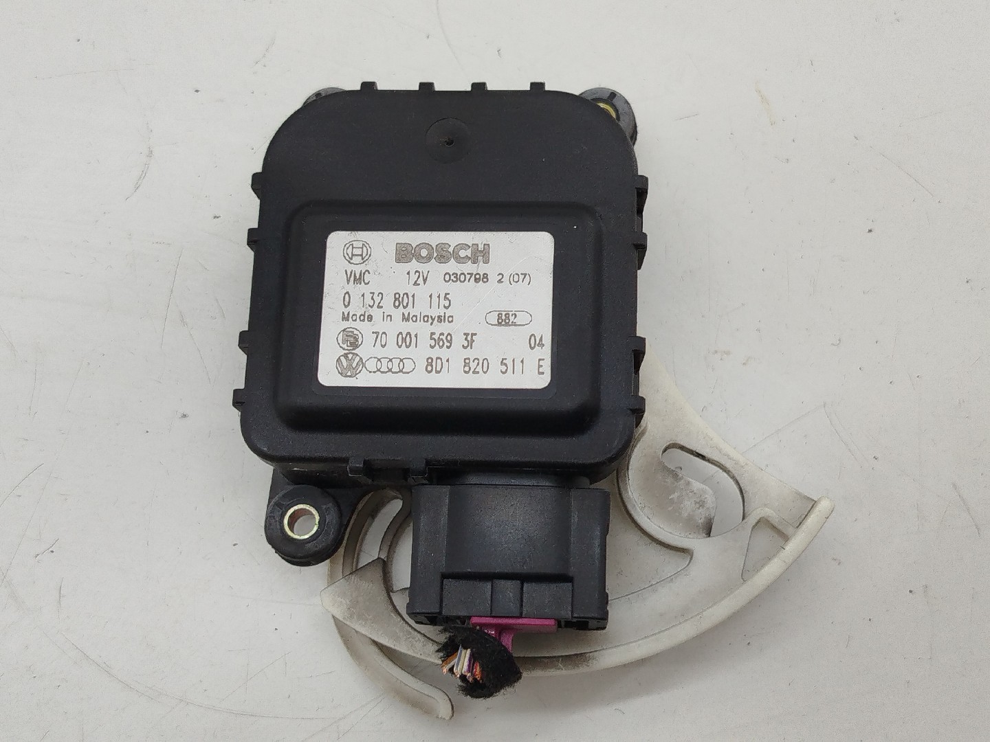 Atuador da Climatizaçao / Sofagem  VOLKSWAGEN PASSAT (3B2) | 96 - 01 Imagem-5