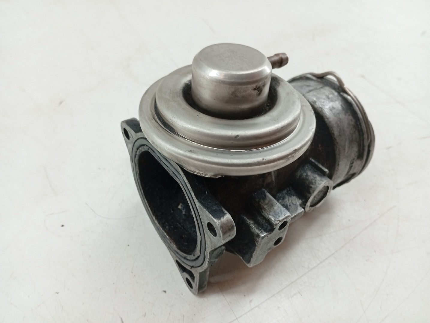Válvula EGR AUDI A4 (8E2, B6) | 00 - 05 Imagem-1