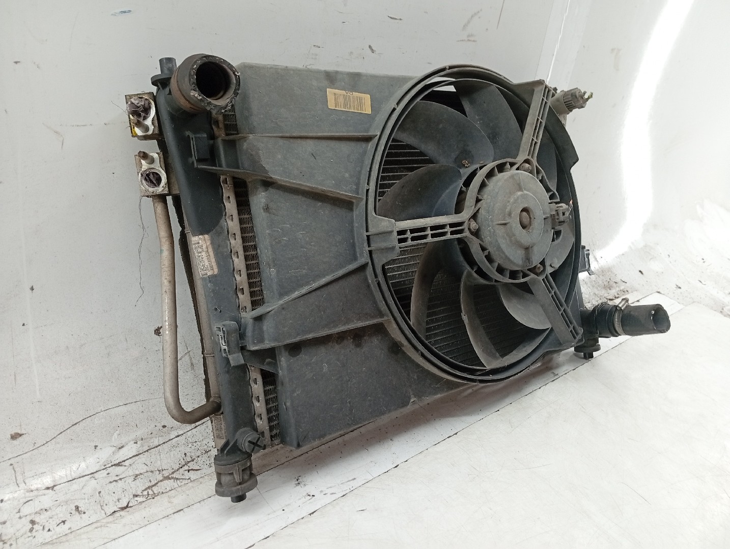 Conj. de 2/3  radiadores c/ TermoVentilador FORD FIESTA V (JH_, JD_) | 01 - 14 Imagem-1