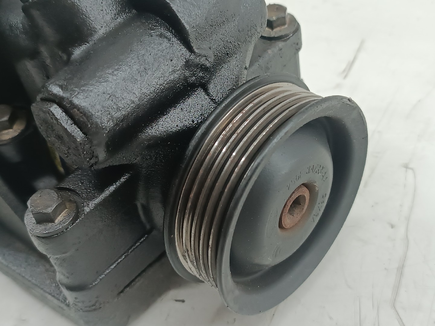 Bomba de direçao assistida FORD FIESTA V (JH_, JD_) | 01 - 14 Imagem-1