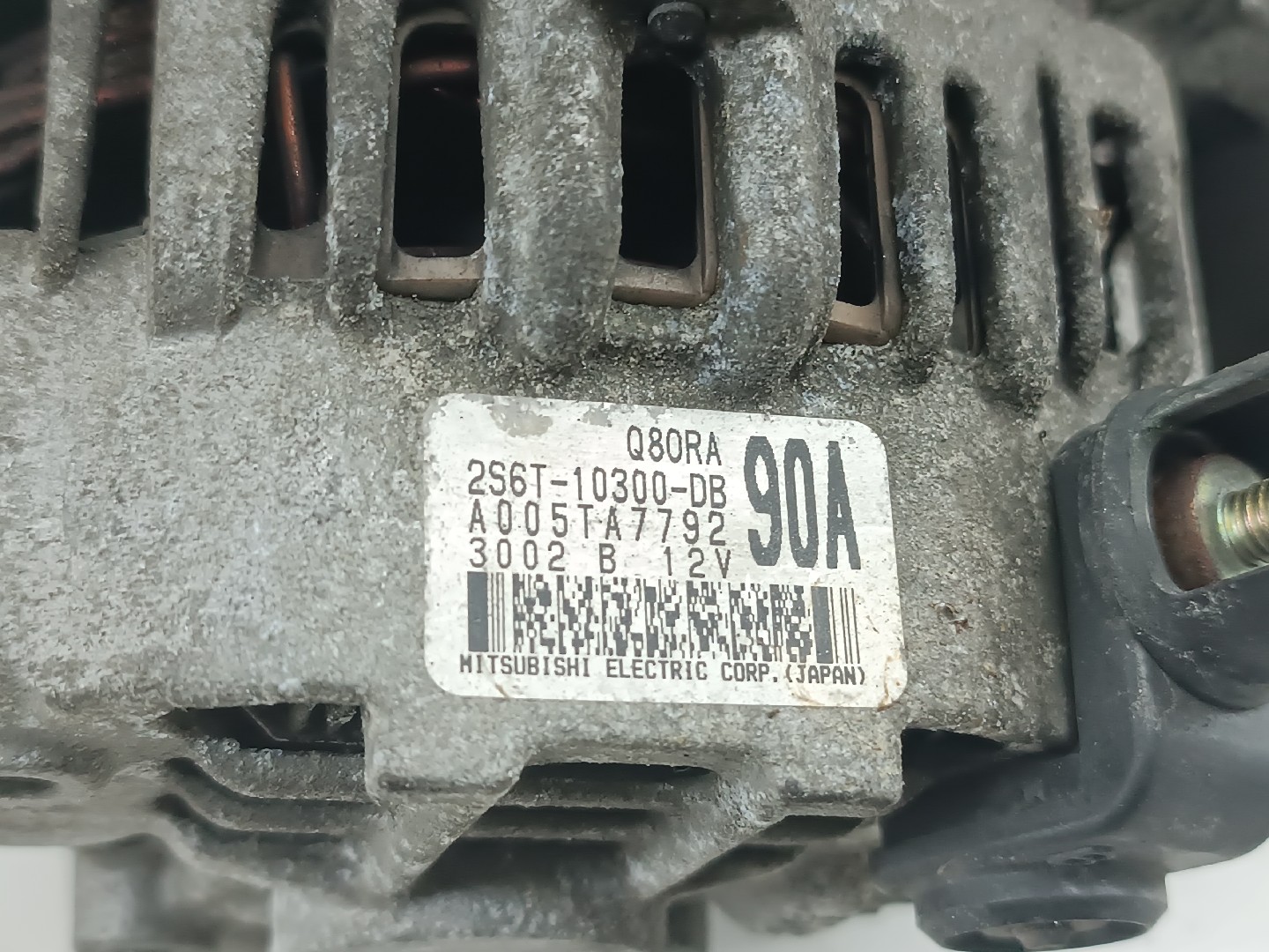 Alternador AUDI A4 (8E2, B6) | 00 - 05 Imagem-1