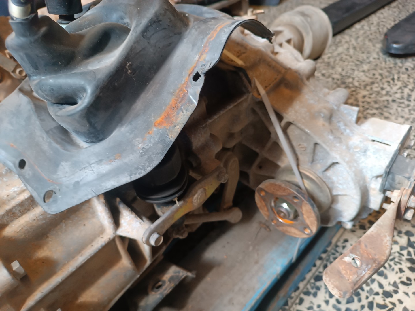 Caixa de Velocidades Manual NISSAN NAVARA Camião de plataforma/chassis (D22) | 97 -  Imagem-1