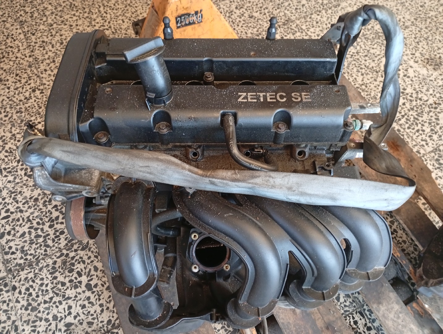 Motor FORD FIESTA V (JH_, JD_) | 01 - 14