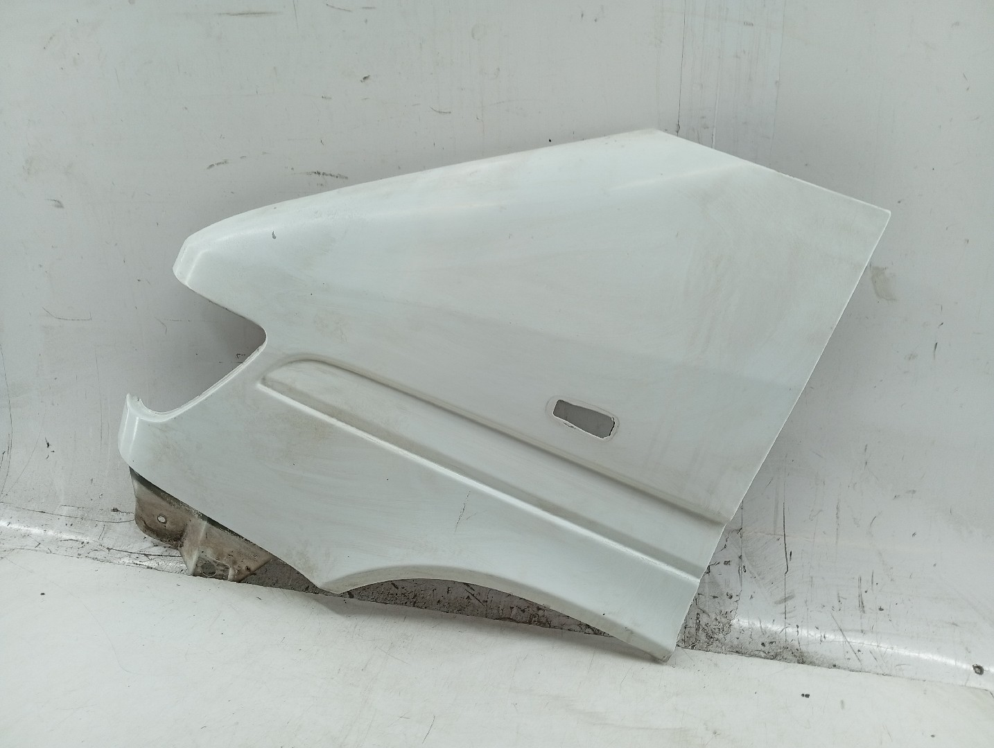 Guarda Lamas Esquerdo MERCEDES-BENZ SPRINTER 3-t Caixa (903) | 95 - 06 Imagem-2