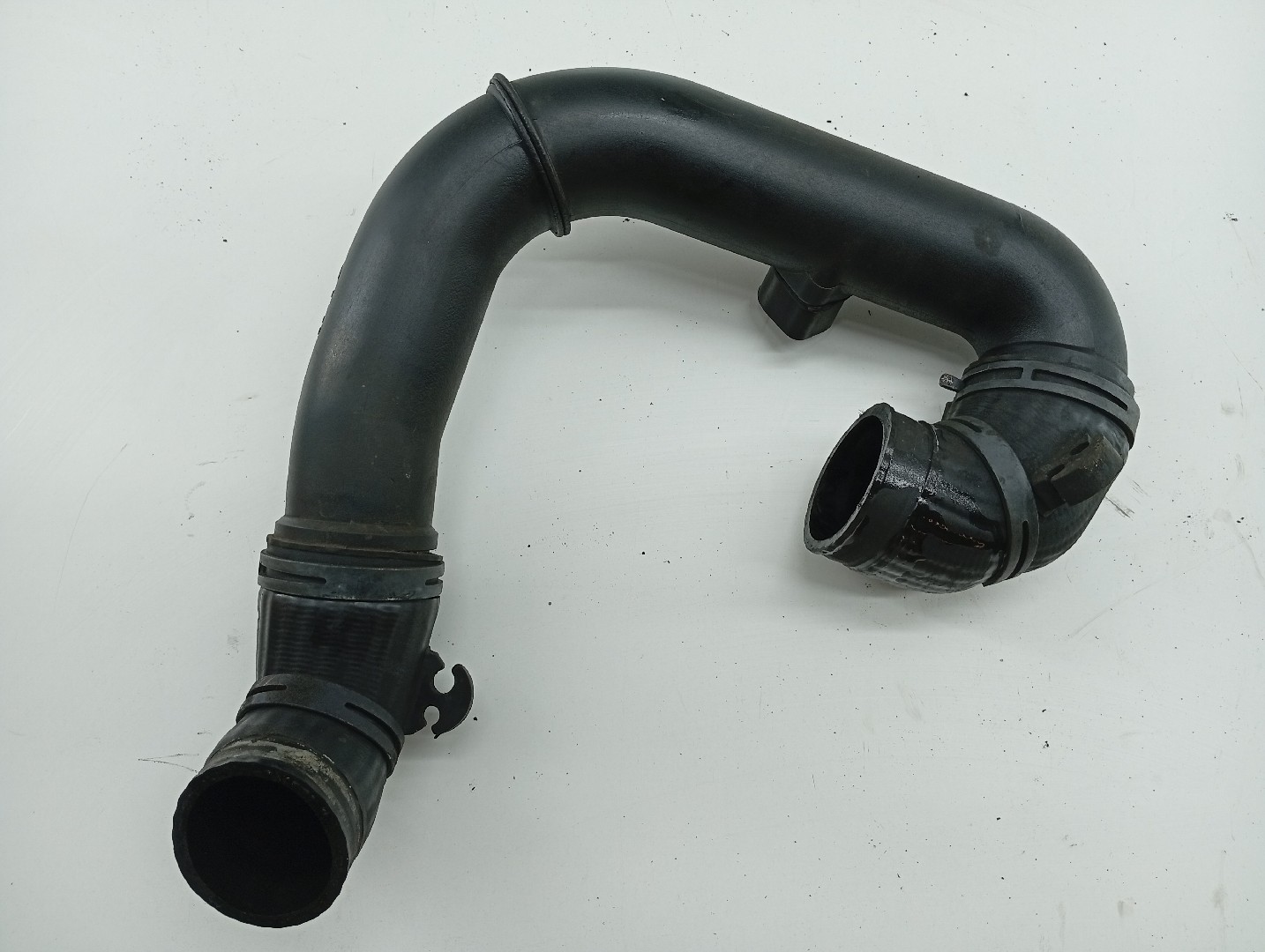 Tubagem do Intercooler VOLKSWAGEN TRANSPORTER T4 Camião de plataforma/chassis (70E, 70L, 70M, 7DE, 7DL, 7D, | 90 - 03