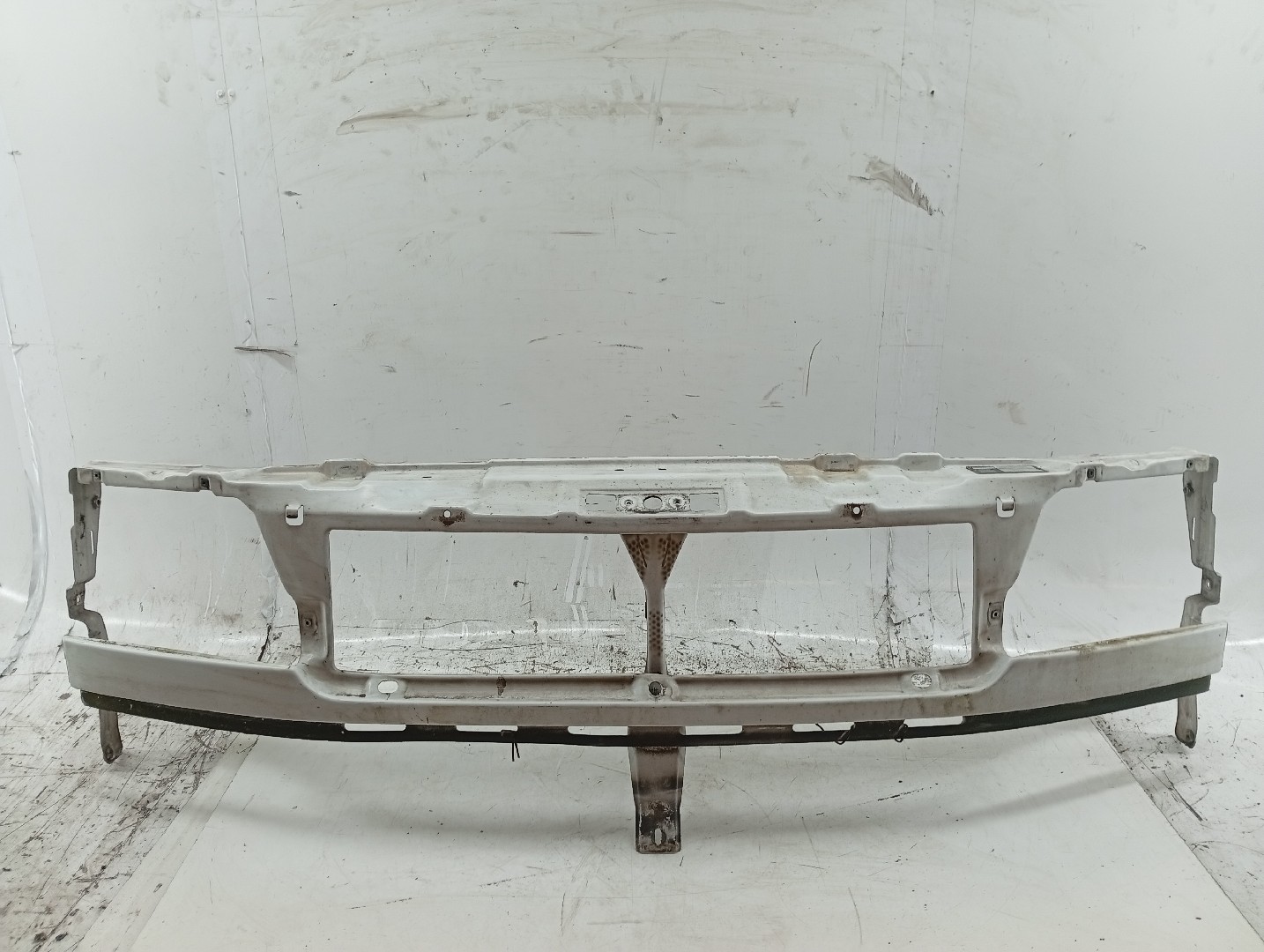 Frente em Fibra ou Chapa MERCEDES-BENZ SPRINTER 3-t Caixa (903) | 95 - 06