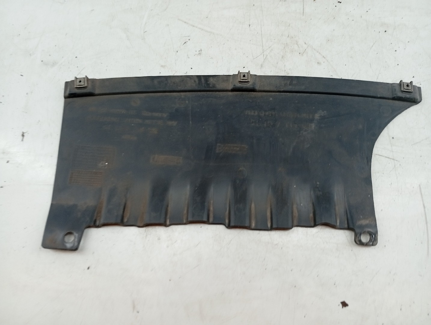 Proteção inferior de carroçaria BMW 1 (E87) | 03 - 13