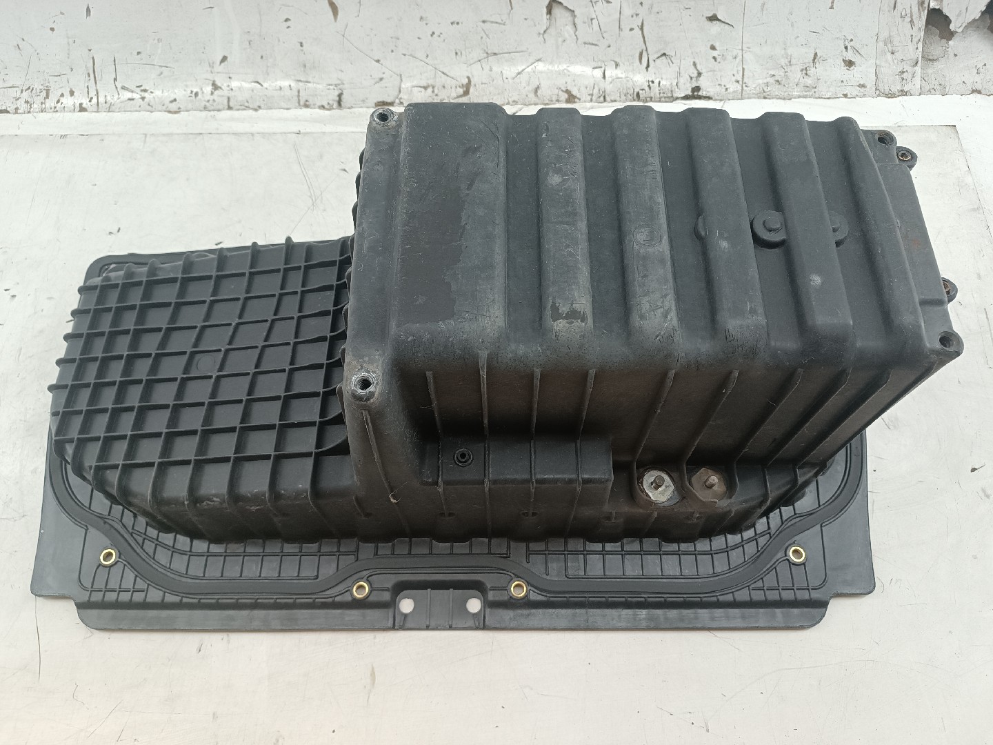Caixa de bateria BMW 1 (E87) | 03 - 13
