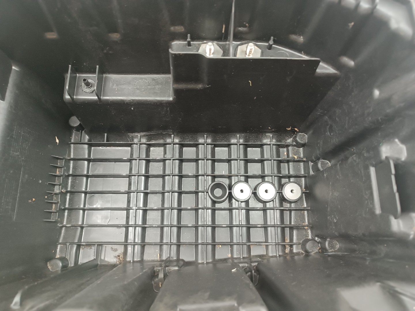 Caixa de bateria BMW 1 (E87) | 03 - 13 Imagem-7