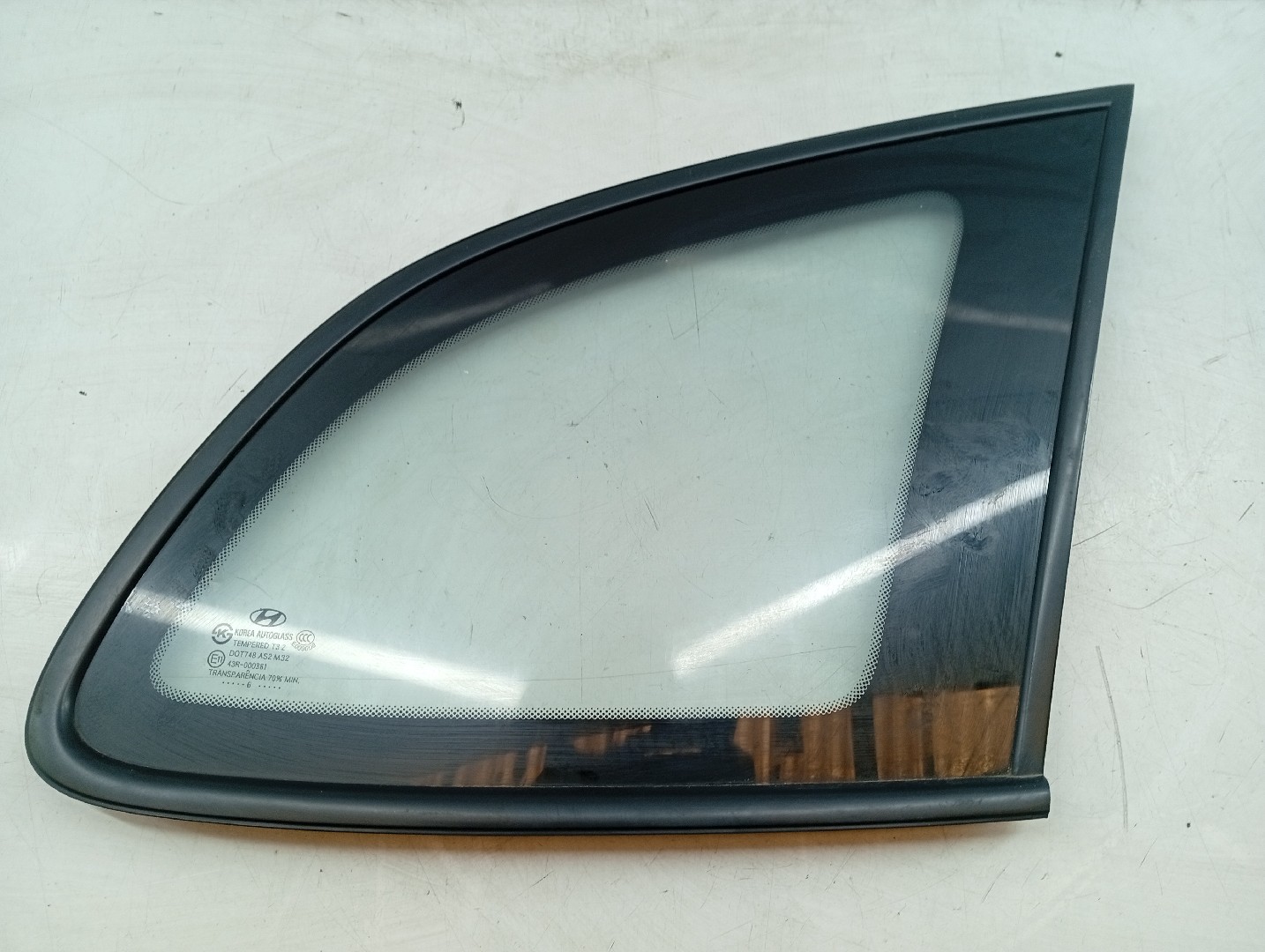 Vidro Painel Tras Direito HYUNDAI SANTA FÉ II (CM) | 05 - 15