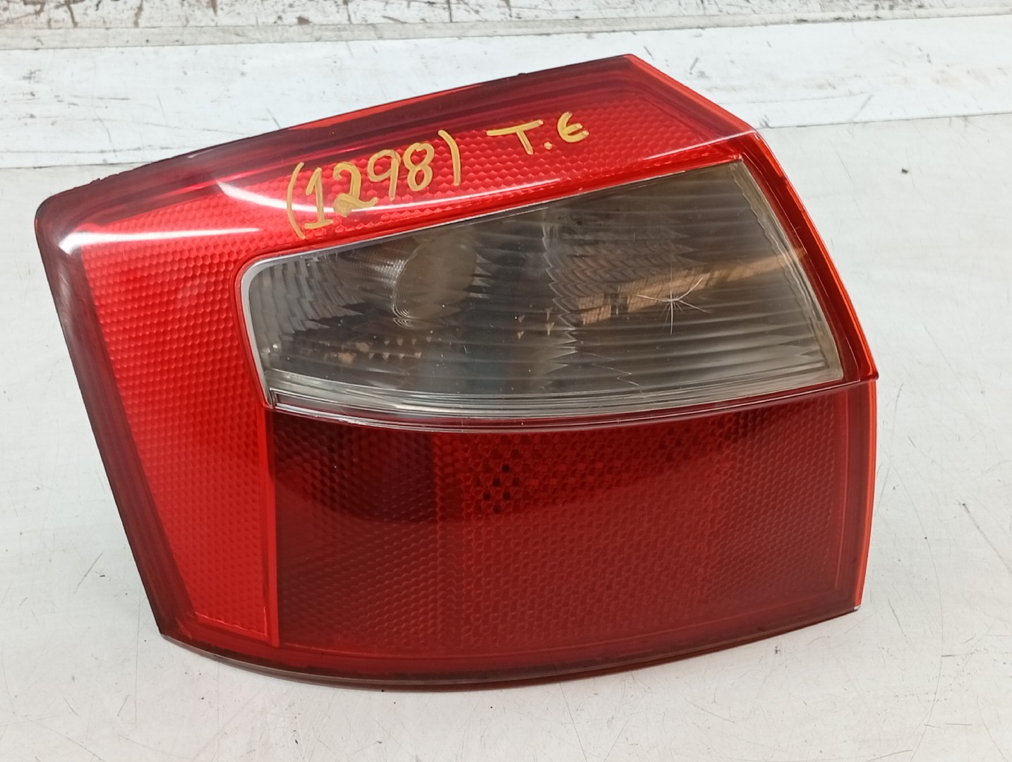 Farolim Stop Esquerdo AUDI A4 (8E2, B6) | 00 - 05 Imagem-3