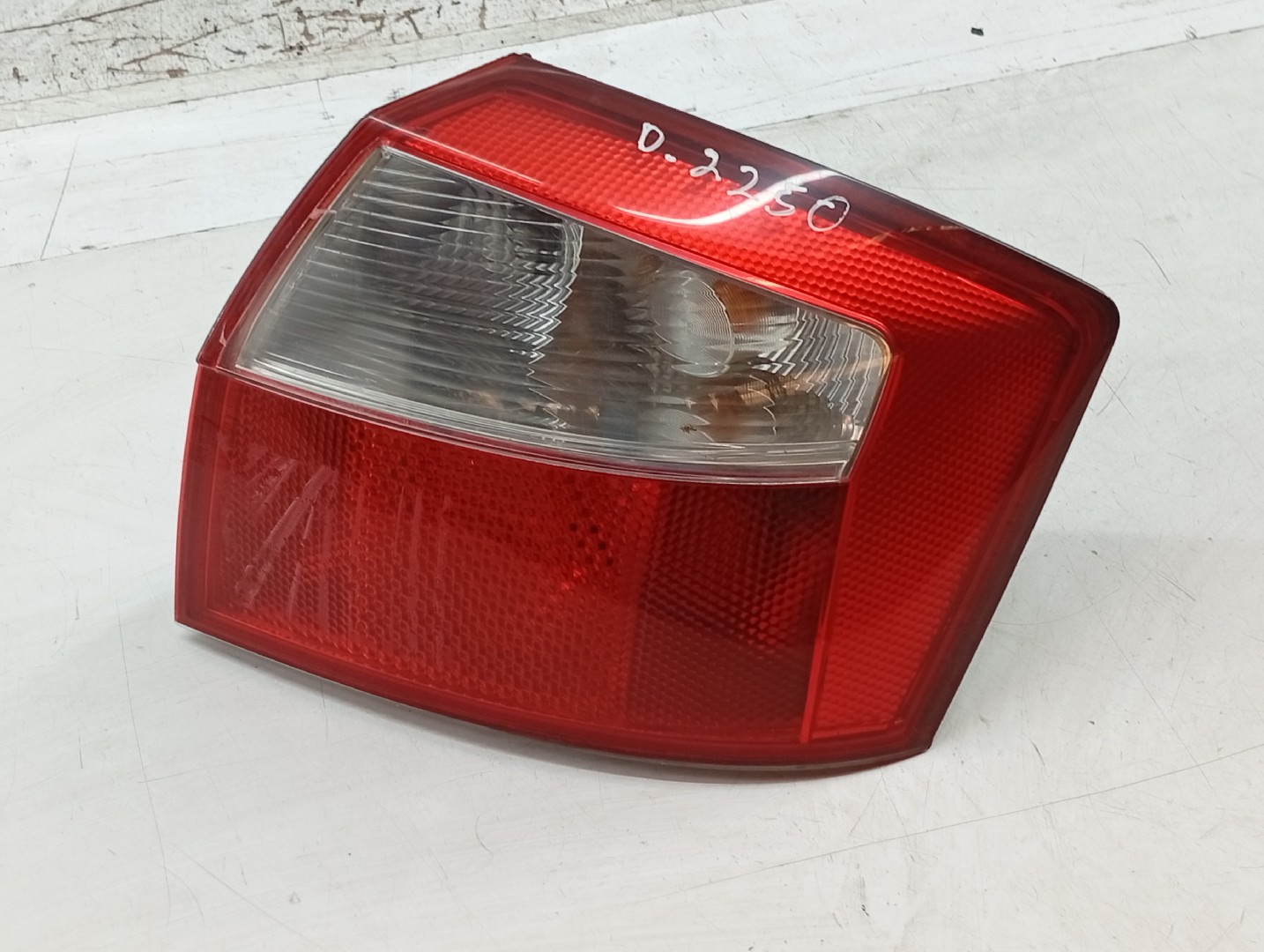 Farolim Stop Direito AUDI A4 (8E2, B6) | 00 - 05 Imagem-6