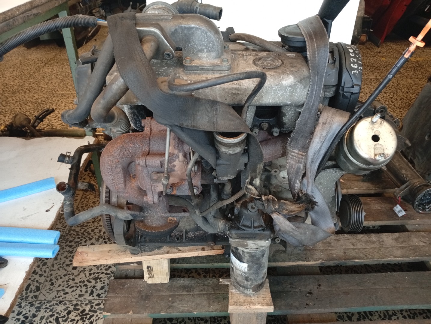 Motor VOLKSWAGEN TRANSPORTER T4 Camião de plataforma/chassis (70E, 70L, 70M, 7DE, 7DL, 7D, | 90 - 03