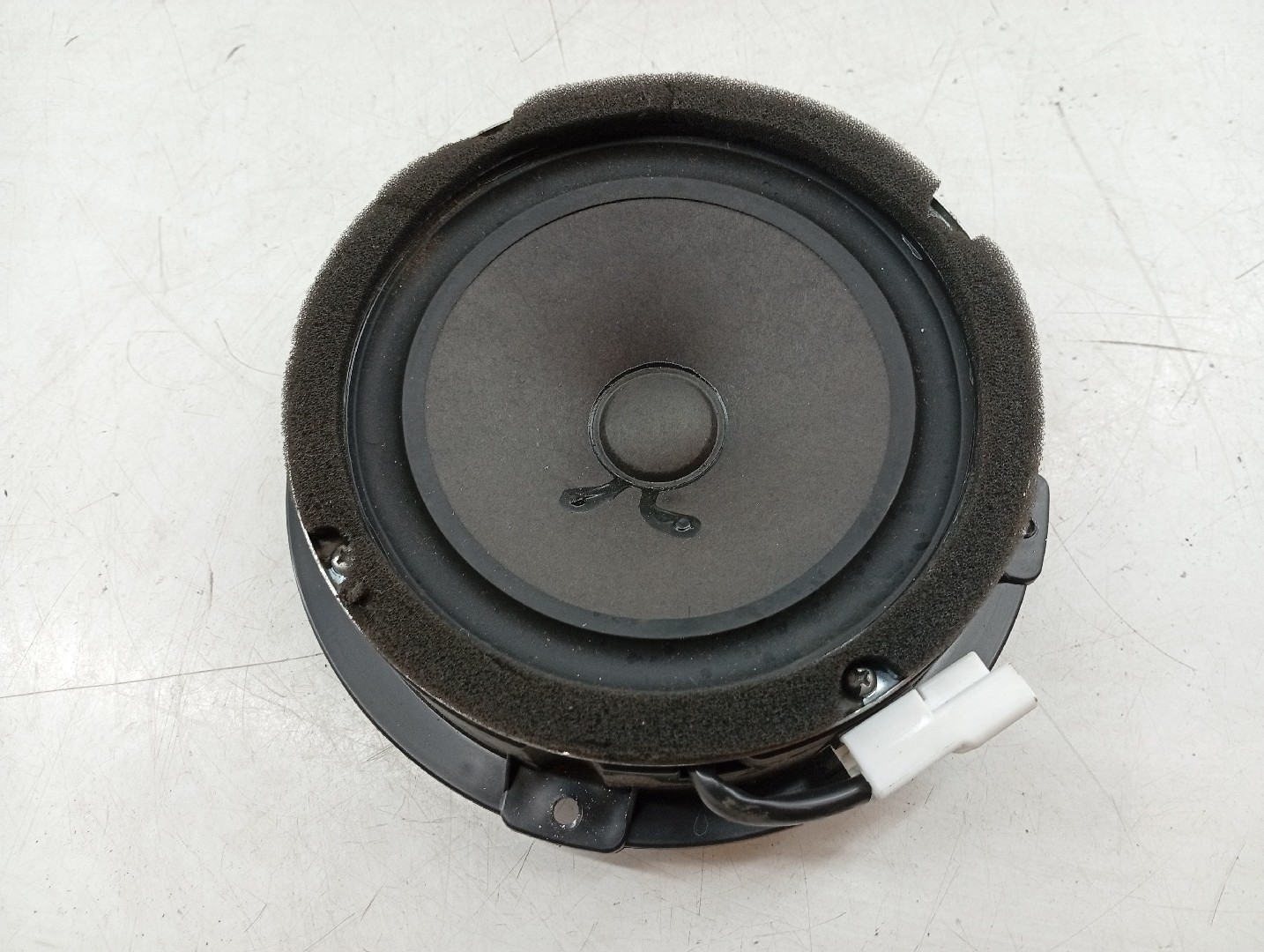 Coluna Porta Traseira Esquerda HYUNDAI SANTA FÉ II (CM) | 05 - 15 Imagem-4