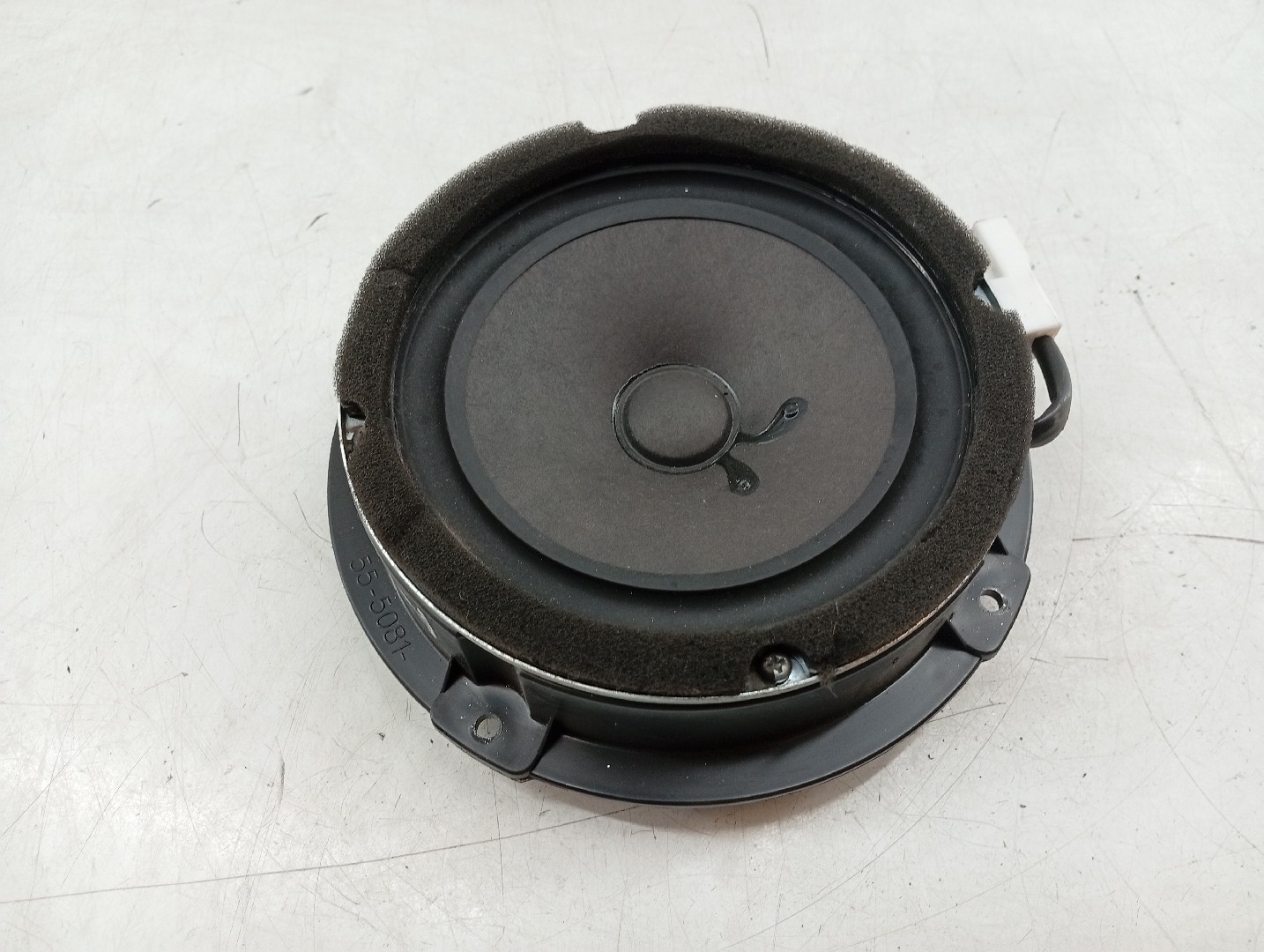Coluna Porta Traseira Esquerda HYUNDAI SANTA FÉ II (CM) | 05 - 15