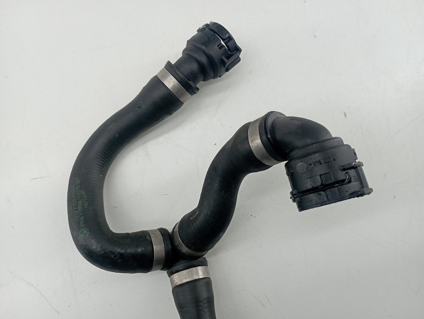 Tubo de Água BMW 1 (E87) | 03 - 13 Imagem-3