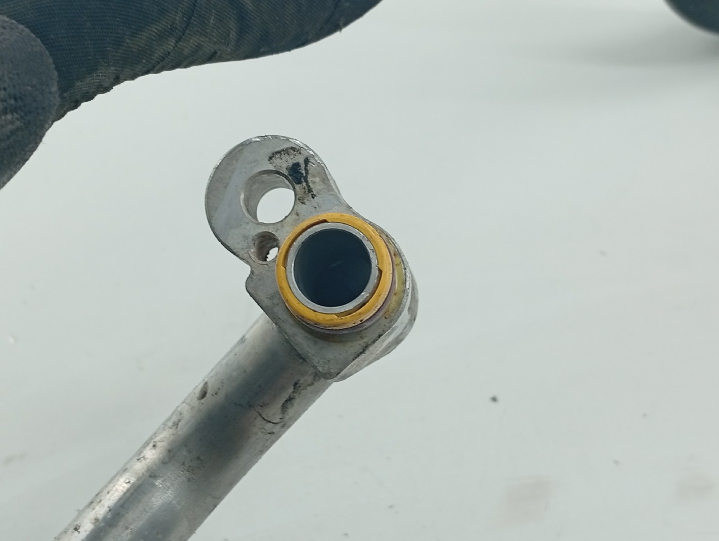 Tubo de Ar Condicionado BMW 1 (E87) | 03 - 13 Imagem-4