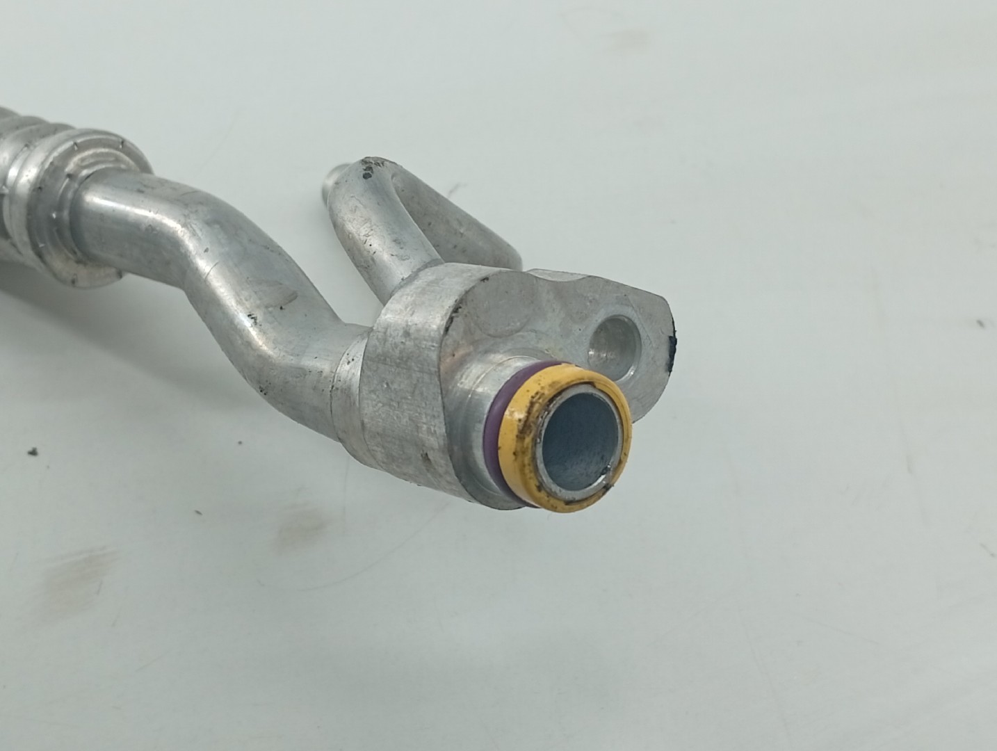 Tubo de Ar Condicionado BMW 1 (E87) | 03 - 13 Imagem-3